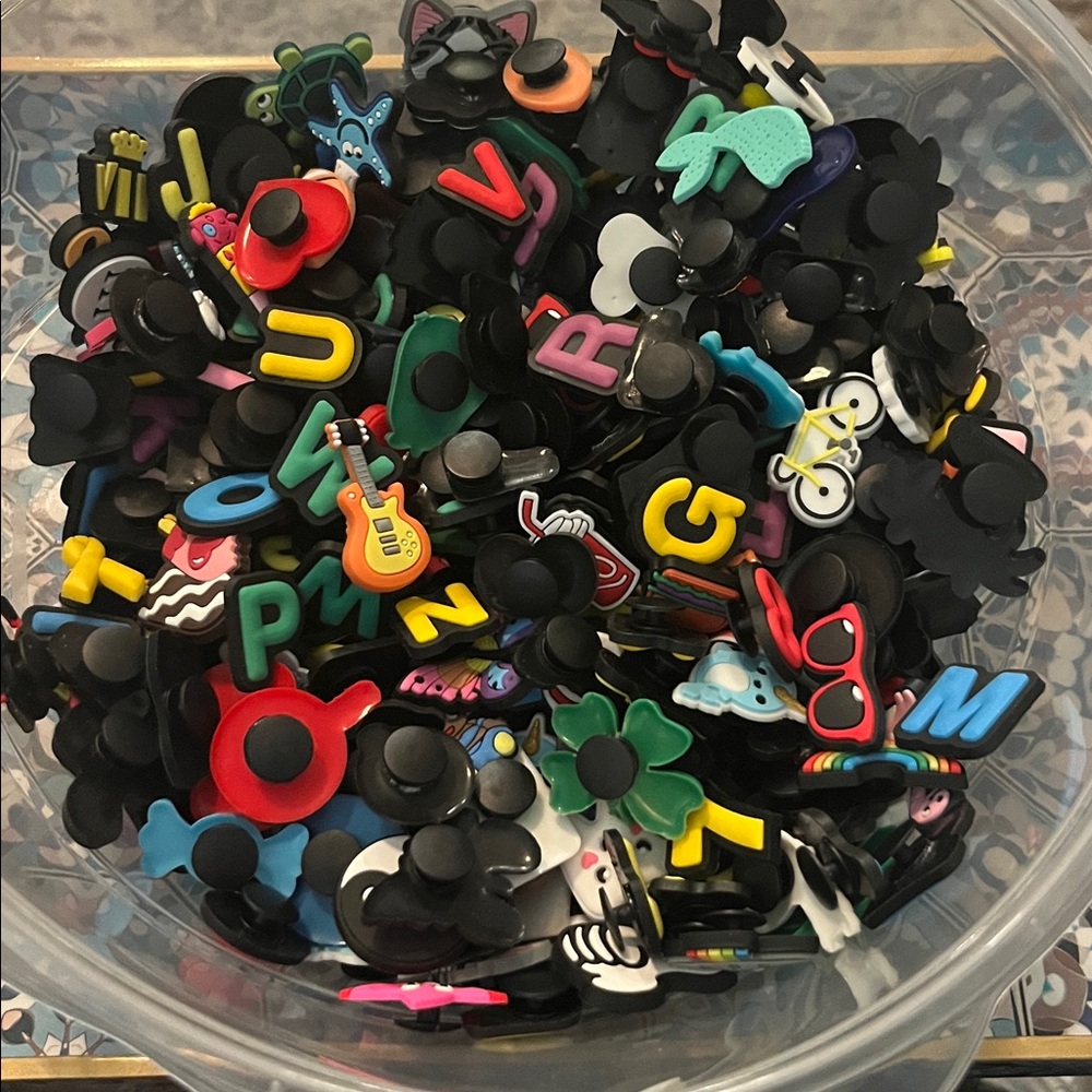 NWT JIBBITZ Mystery Bundle of 100 - Picture 4 of 4